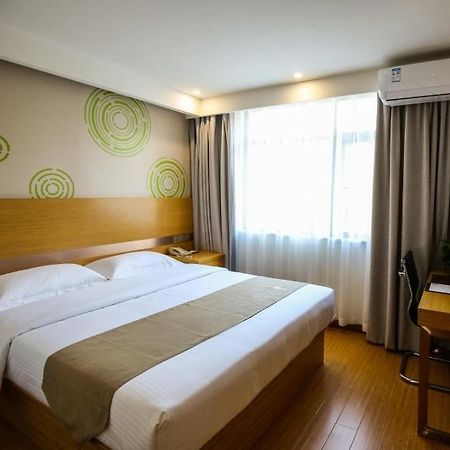 Greentree Inn Yiyang City Anhua County Anhua Grand Theatre Express Hotel Экстерьер фото